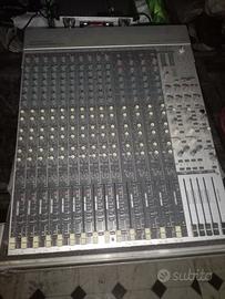 mixer phonic 16 canali