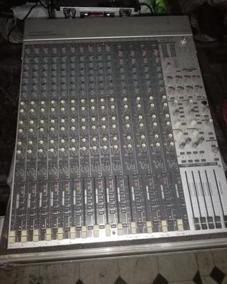 mixer phonic 16 canali