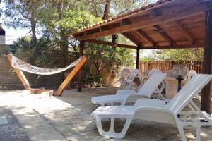 Villa a torre lapillo vicino al mare