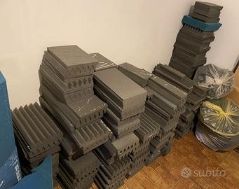 OLTRE 200 PANNELLI FONOASSORBENTI E BASS TRAPS