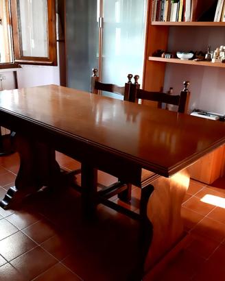 tavolo in legno massello
