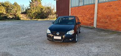 VOLKSWAGEN POLO 1.4 5P CONFORTILINE CON GPL DI SER