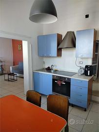 DUE VANI OLTRE ACCESSORI CON TERRAZZO