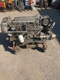 Motore Perkins 6 cilindri tipo T6 354 marinizzato