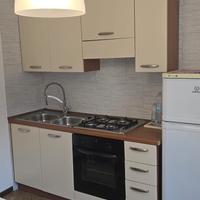 Cucina completa di elettrodomestici 