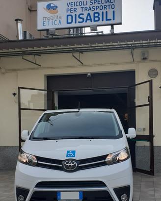 Toyota Proace Verso PL trasporto disabili pedana