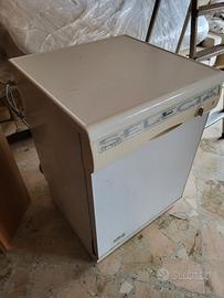 lavastoviglie Whirlpool