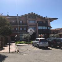 NEGOZIO A MARINO