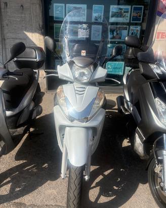 Honda SH 300 i 2 serie