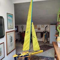 Barca a vela radiocomandata