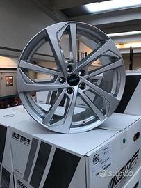 4 Cerchi lega Audi A4 A5 A6 VW Tiguan 19 pollici
