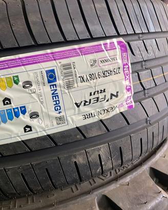 2 Gomme 275 45 r19 108Y Nuove