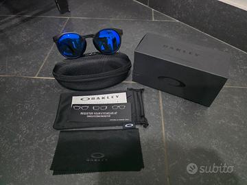 Oakley hsnt
