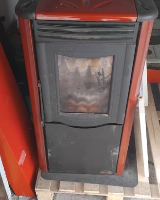 STUFA A PELLET ROSY NORDICA EXTRAFLAME