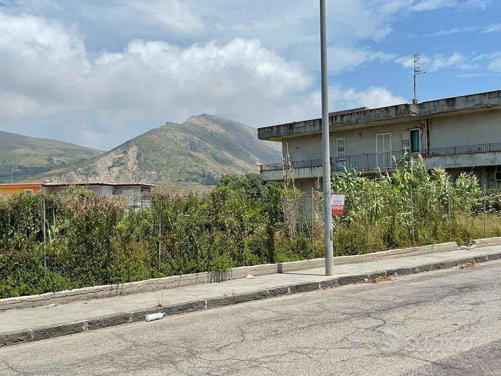 Terreno di 1750 m² a Mondragone - Vista 2