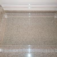 tavolino in plexiglass 