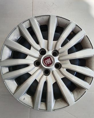 Cerchi e copricerchi da 15 fiat Tipo originali 