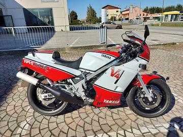 Yamaha RD 500 - 1984