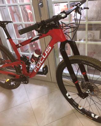 Bici biammortizzata focus 01 E team