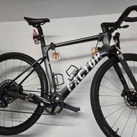 Factor Ostro Gravel tg.56