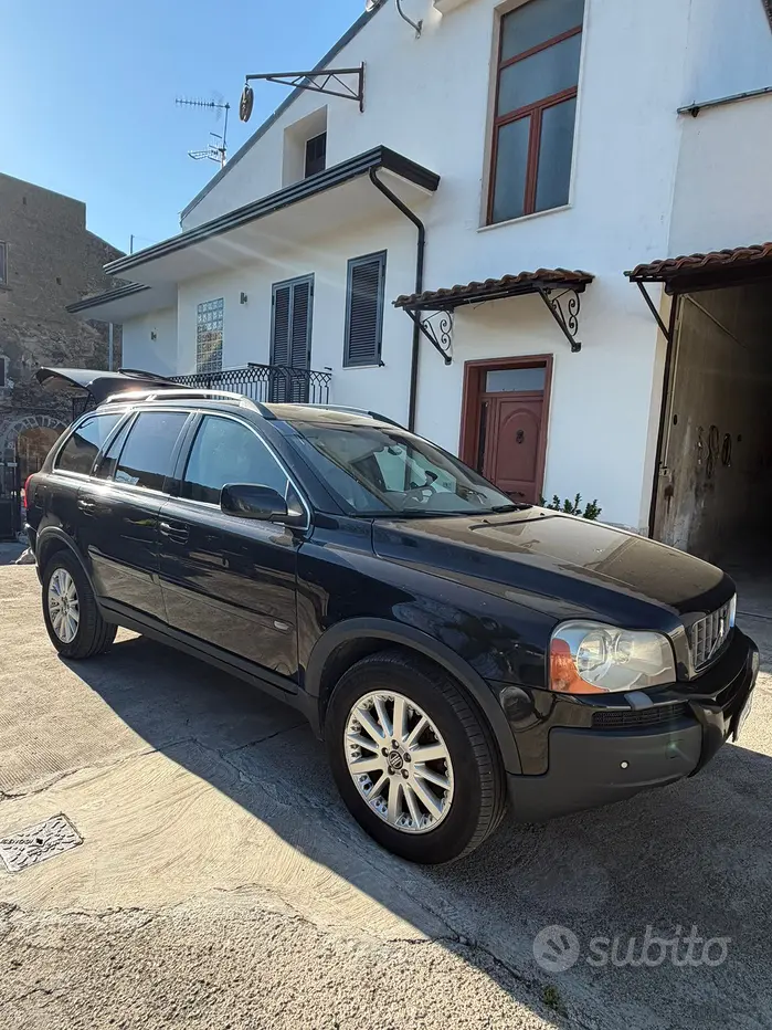 Volvo XC90 (2003-2014)