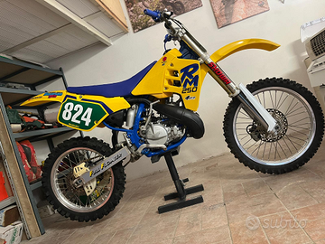 Suzuki RM 250