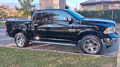 Dodge RAM 5.7 Hemi Laramie CrewCab GPL - NO BOLLO