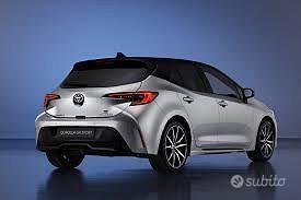 Toyota corolla 2022;2023 per ricambi usati