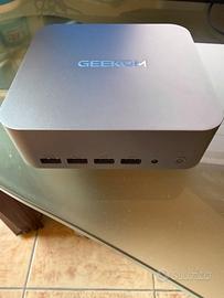 Mini PC GEEKOM GT1 Mega