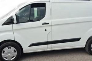 Ford Transit hybrid MHEV diesel 2023