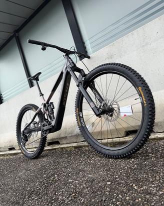 PIVOT Shuttle AMP'd Pro 160mm 29/27.5'' Avinox