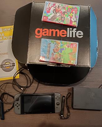Nintendo Switch + 2 giochi