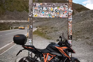 KTM SUPERDUKE GT 1290