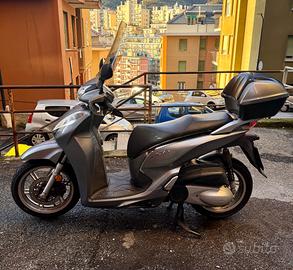 Honda SH 300 - 2015