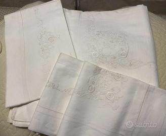Lenzuola ricamate a mano, anni 50