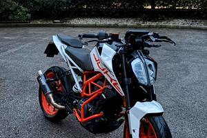 KTM DUKE 390 2018