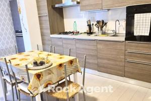 MILANO/QT8-SPLENDIDO TRILOCALE RISTRUTTURATO E ARR