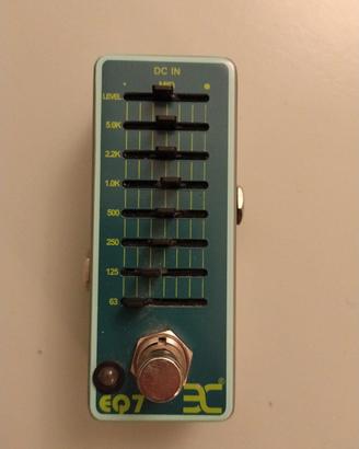 Mini equalizzatore per chitarra elettrica 