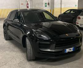 Porsche macan T 2.0 PDK