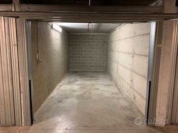 Box singolo zona Porta Vittoria (passante)