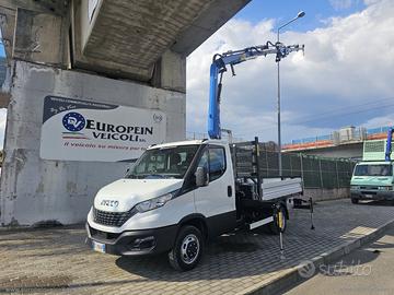 IVECO Daily 35C14 GRU CON ANTENNA E CASSONE