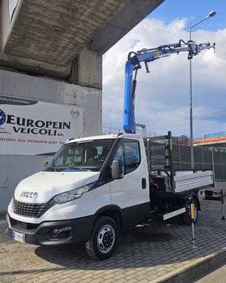 IVECO Daily 35C14 GRU CON ANTENNA E CASSONE