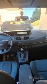 grand scenic 7 posti