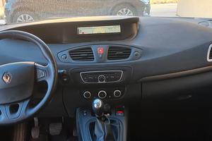 grand scenic 7 posti