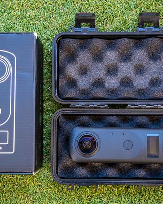 RICOH THETA Z1    19GB.   Come nouva+valigetta