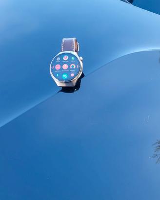 smarthwacht huawei 4 pro
