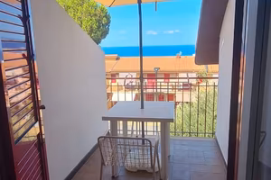 Vista mare parzialmente ristrutturato