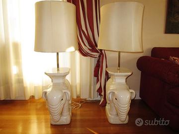 Coppia di lampade da terra in ceramica