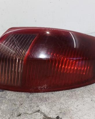 STOP FANALE POSTERIORE DESTRO ALFA ROMEO 147 Serie