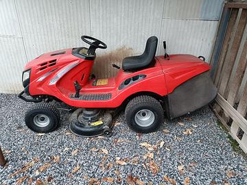 Trattorino Tagliaerba Tosaerba